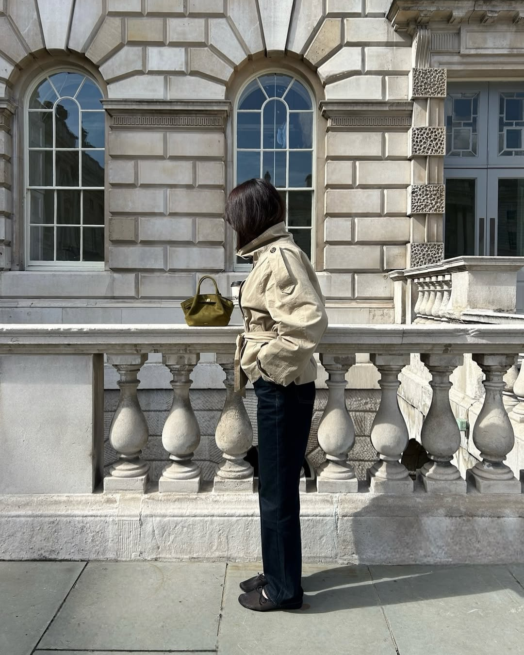 Millie – Cropped Trench Coat for Effortless Autumn Elegance