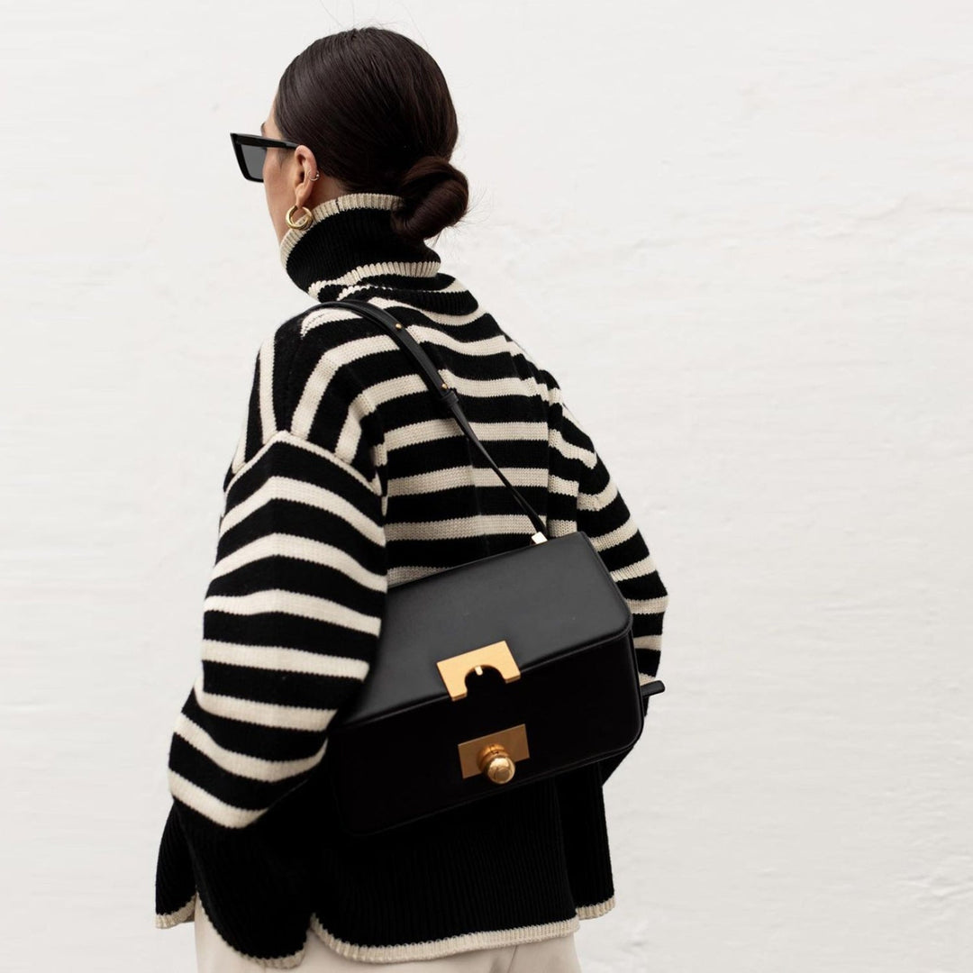 Calla – Chic Striped Casual Sweater