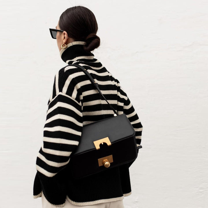 Calla – Chic Striped Casual Sweater