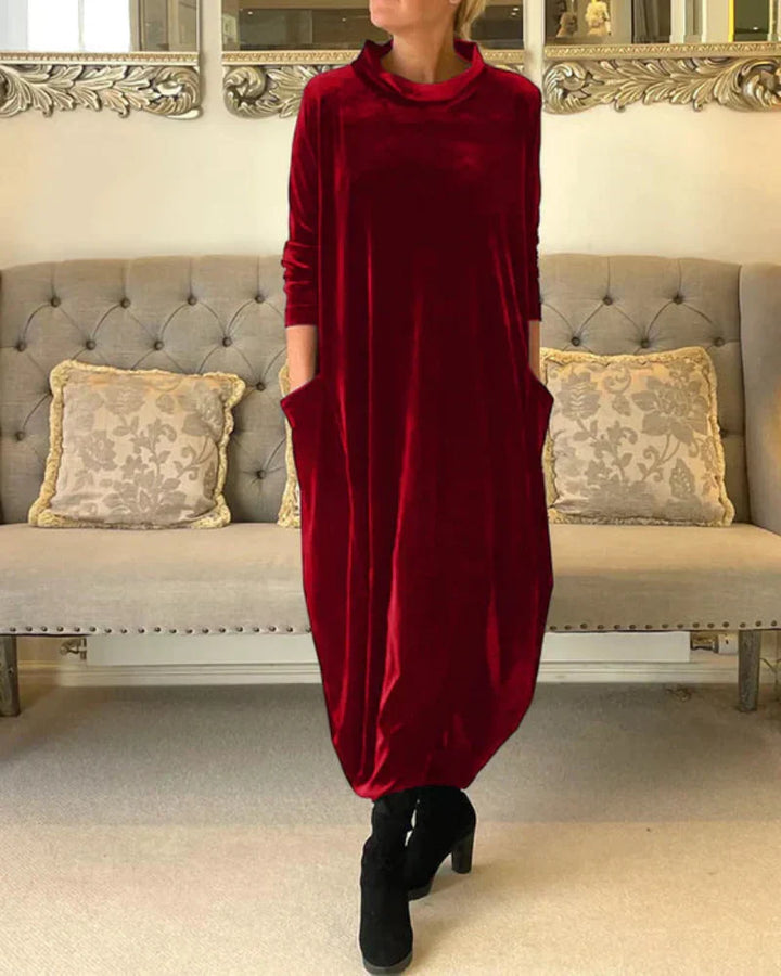 Etta – Elegant Velvety Winter Dress with Pockets