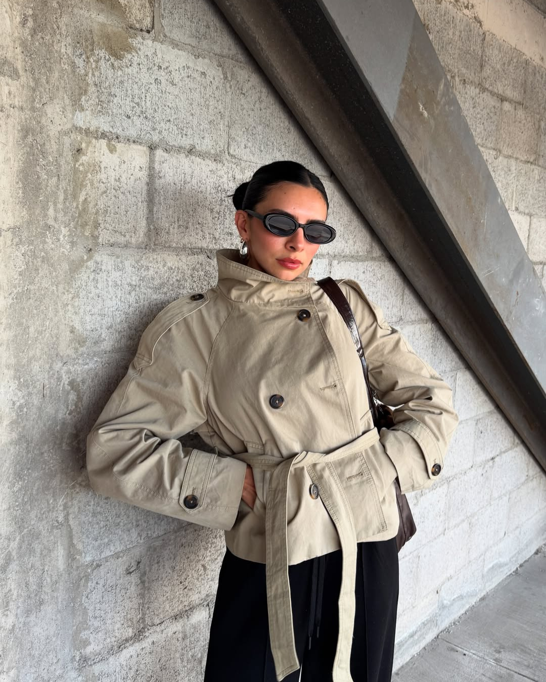 Millie – Cropped Trench Coat for Effortless Autumn Elegance