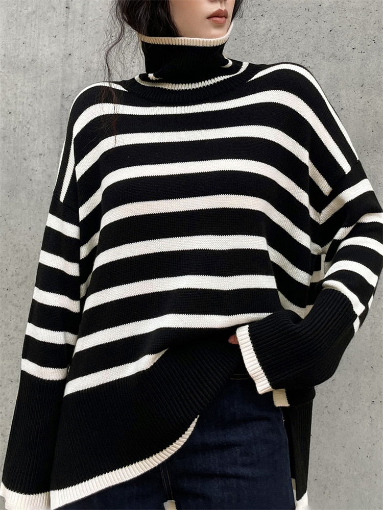 Calla – Chic Striped Casual Sweater