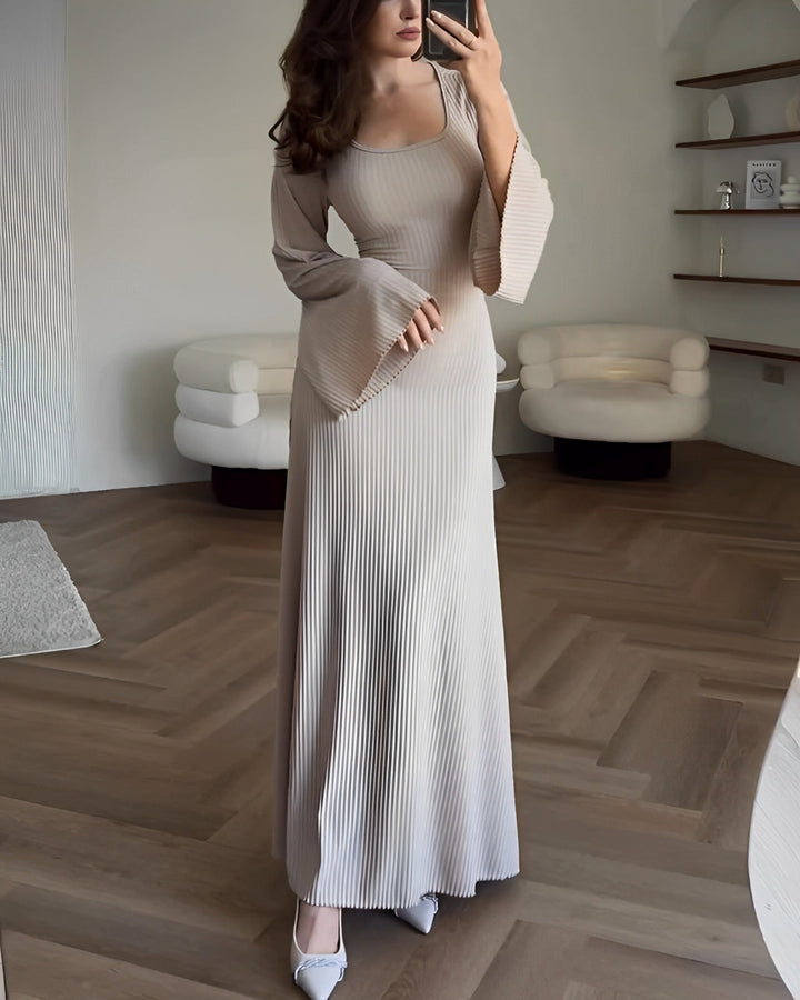 Elegant Knitted Maxi Dress