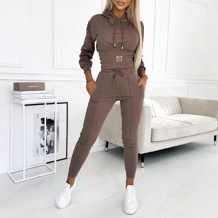 Octavia – Elegant Cotton Tracksuit with a Flattering Fit